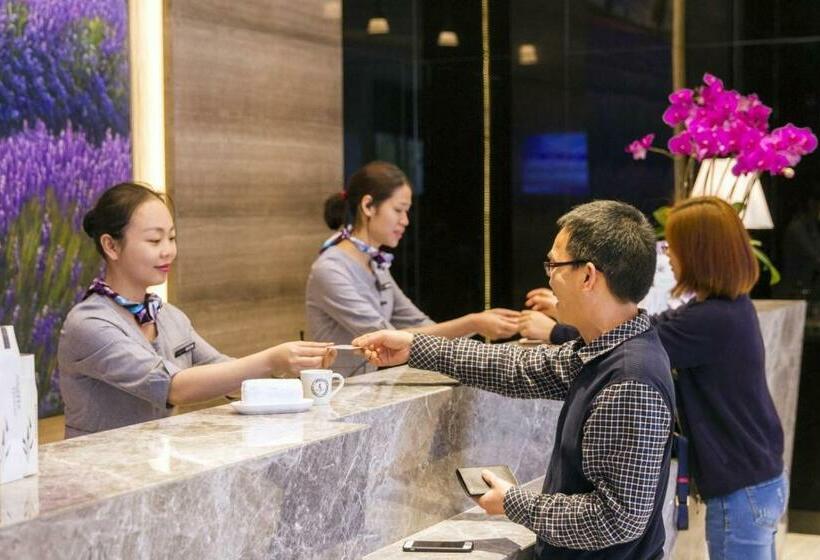 Lavande Hotel Qingyuan Fogang