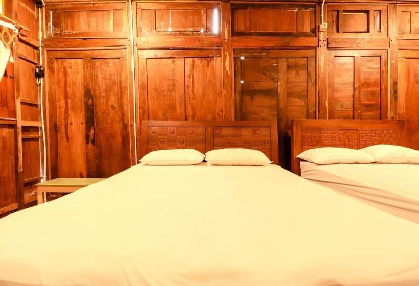 هاستل Griya Tembi