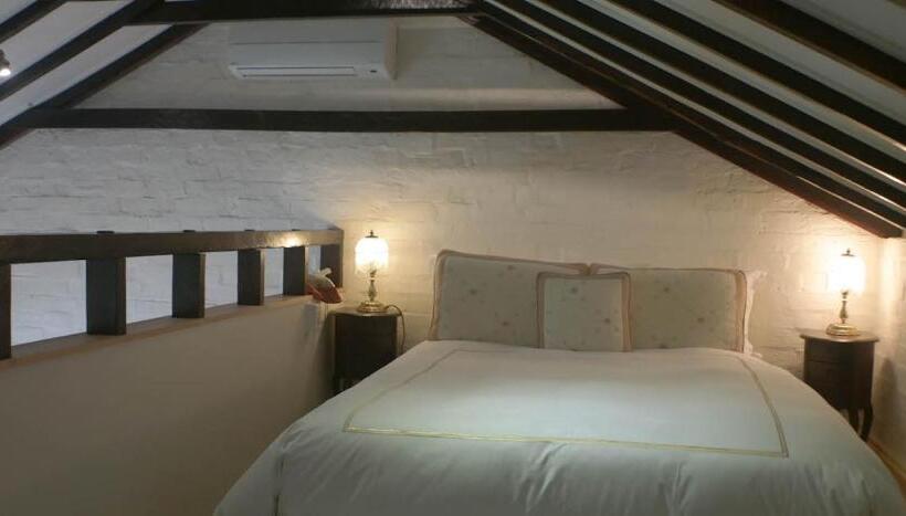 مبيت وإفطار Bon Accord Luxury Accommodation