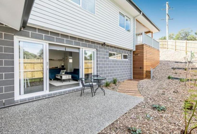 Bed and Breakfast Hale Kupa Rye Beach House Spa Table Tennis