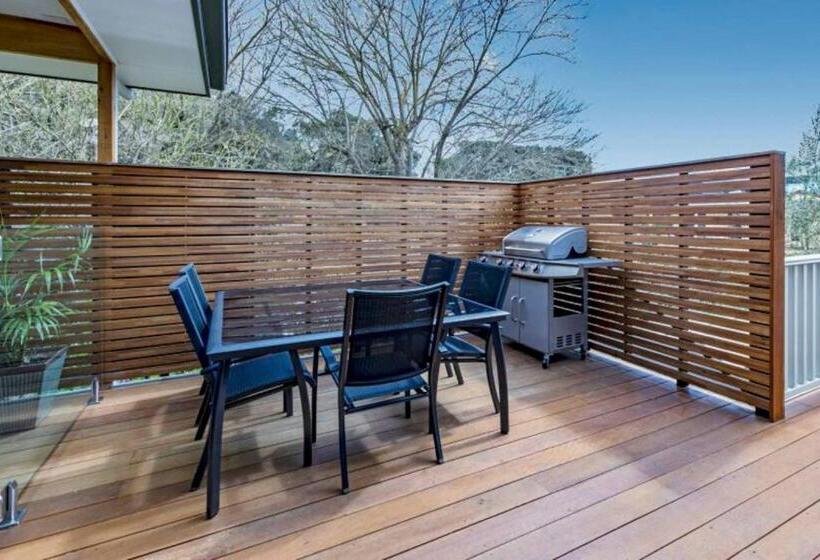 Bed and Breakfast Hale Kupa Rye Beach House Spa Table Tennis