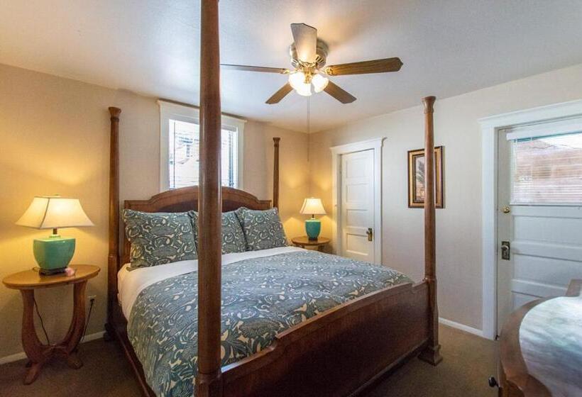 Eldorado Suites