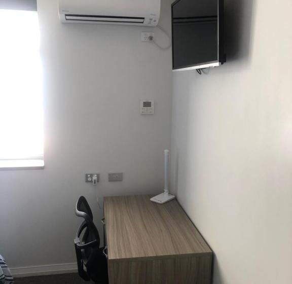 هتل Studios On King