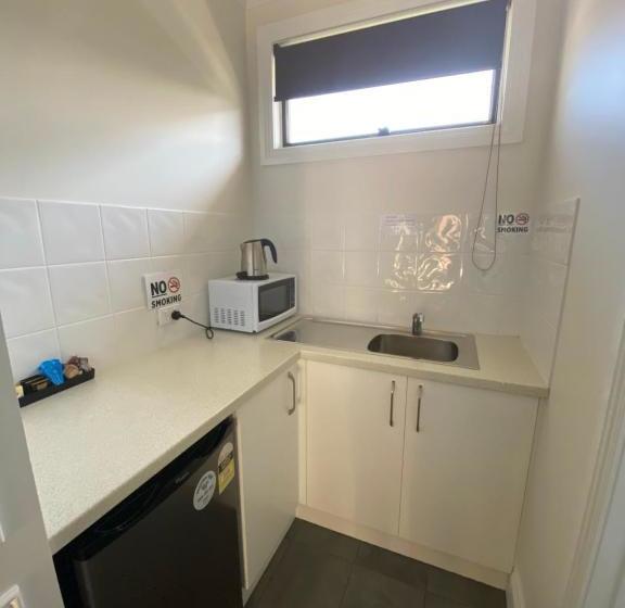 ホテル Campaspe Lodge