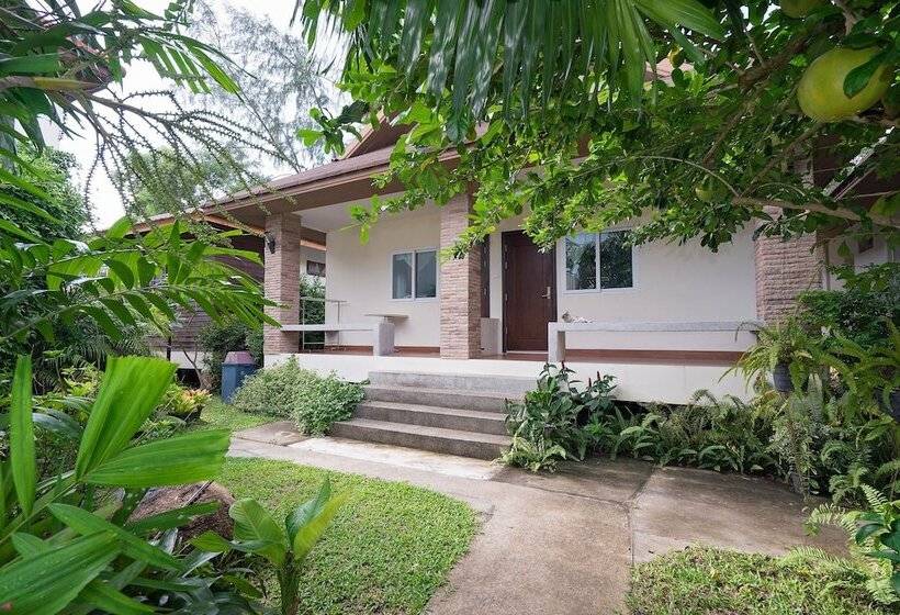 Lipa Bay Residence
