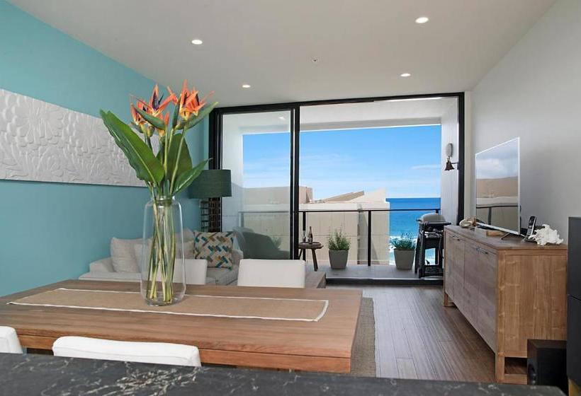 Arena Luxury Beachfront Apartment