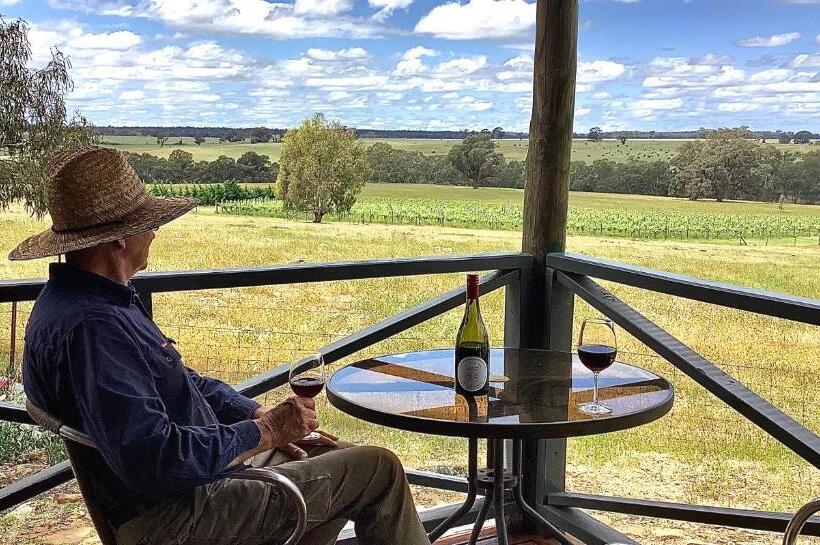 ホテル Gilgraves Vineyard Farmstay