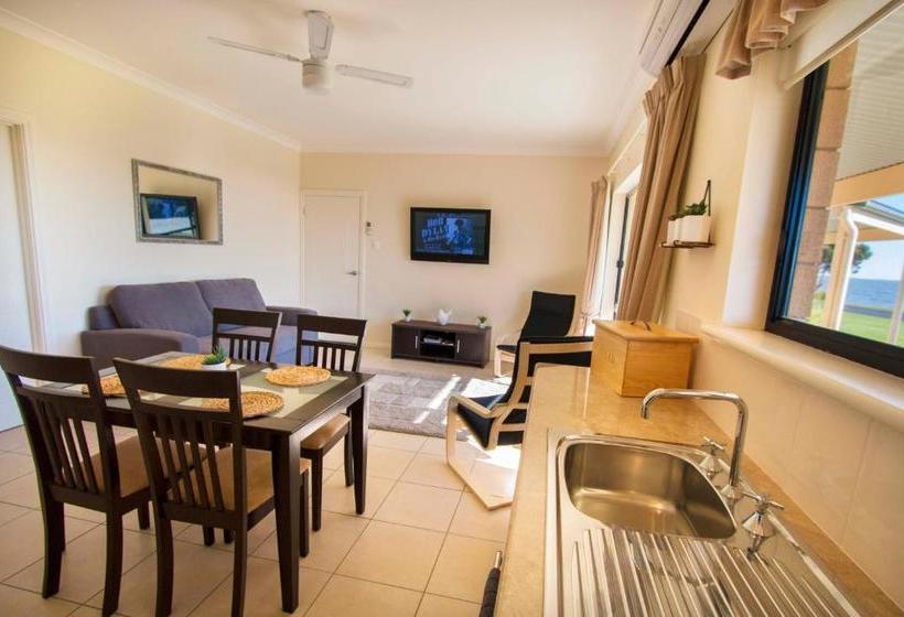 פנסיון Pelican Perch Retreat