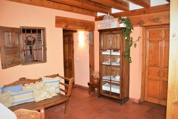 Apartamentos Lobiche