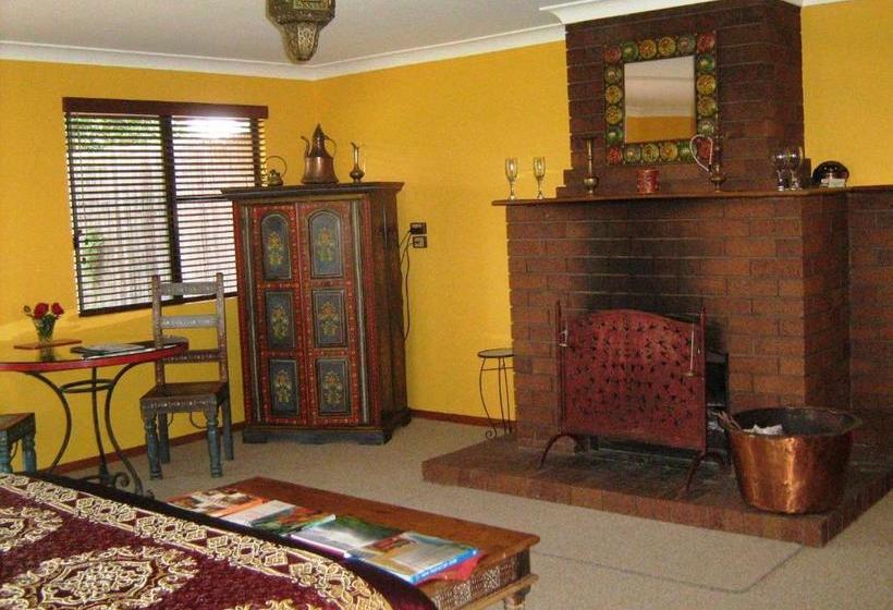 Gumtree On Gillies Bed And Breakfast