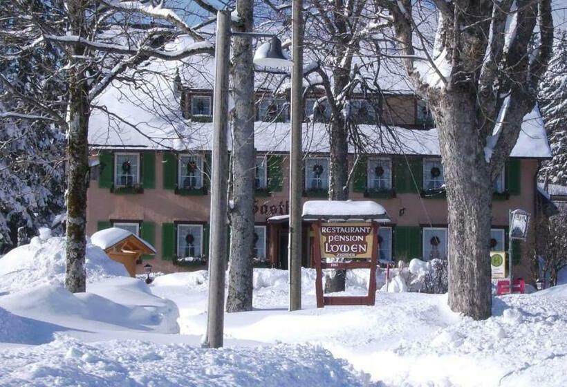 ホテル Feriengasthof Löwen