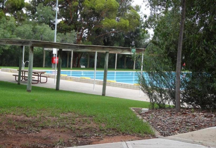 Leigh Creek Outback Resort