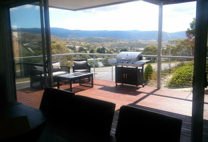 بنسيون Jindabyne Guest House