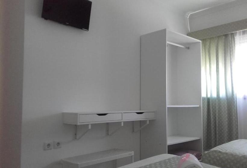 פנסיון Residencial Tropicália Al