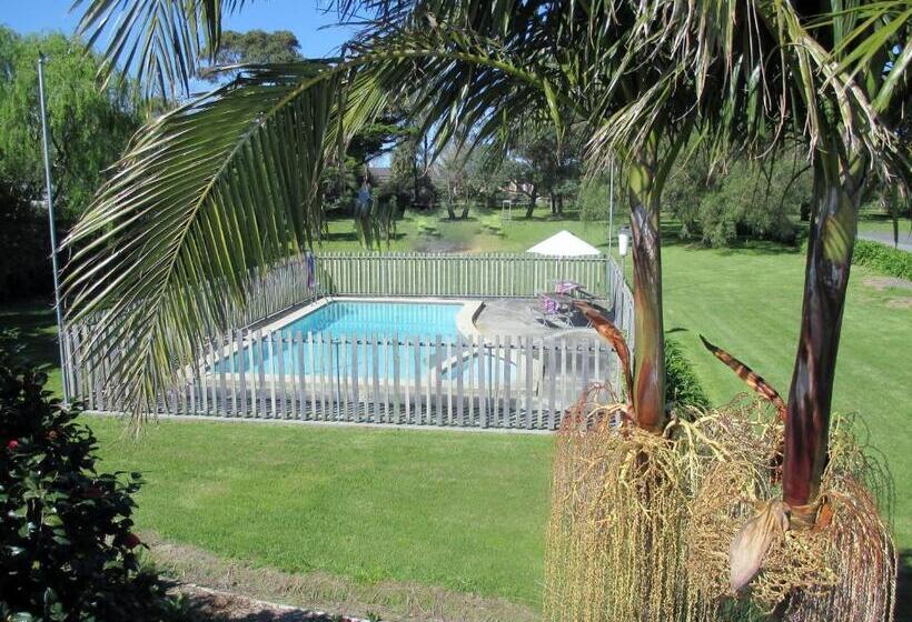 Tarra Motel