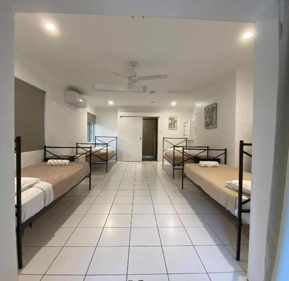호스텔 Cairns Beaches Flashpackers