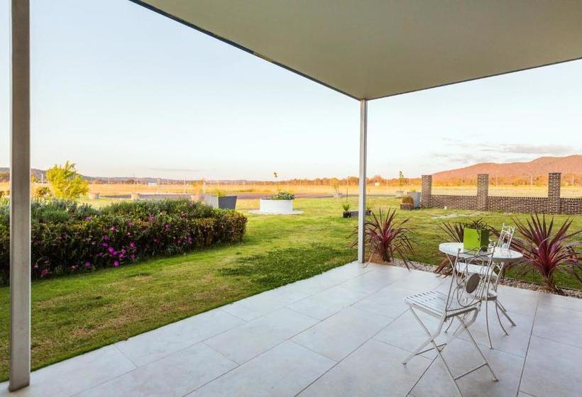 مبيت وإفطار Hangar House Mudgee