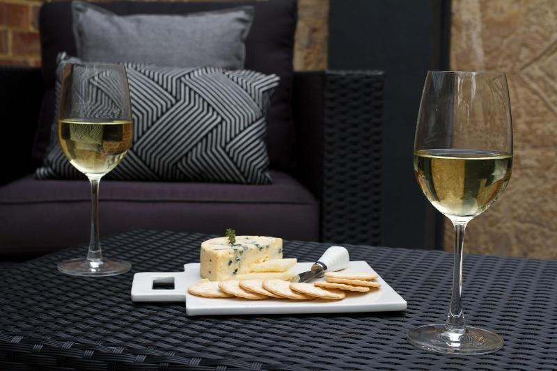 تختخواب و صبحانه Haven On The Park