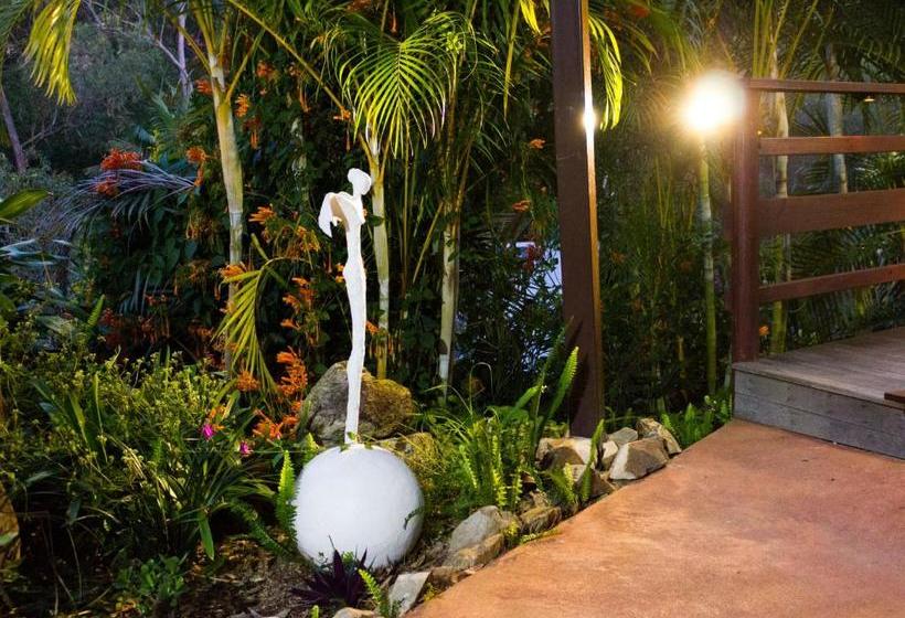 پانسیون Garasu Lodge