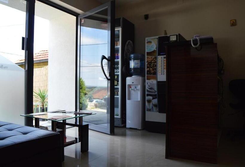 پانسیون Guest House Vila Salute