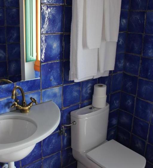 پانسیون Hostal Cristina