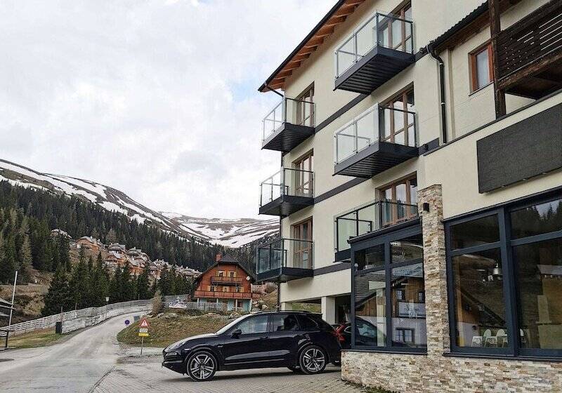 ユースホステル Alpengasthof Tanzstatt
