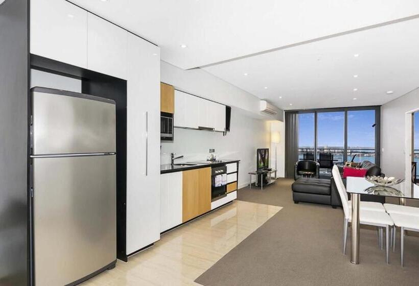 Astra Apartments Perth   Zenith