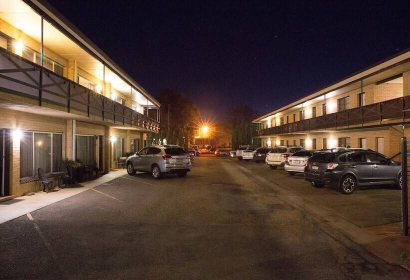 Centralpoint Motel