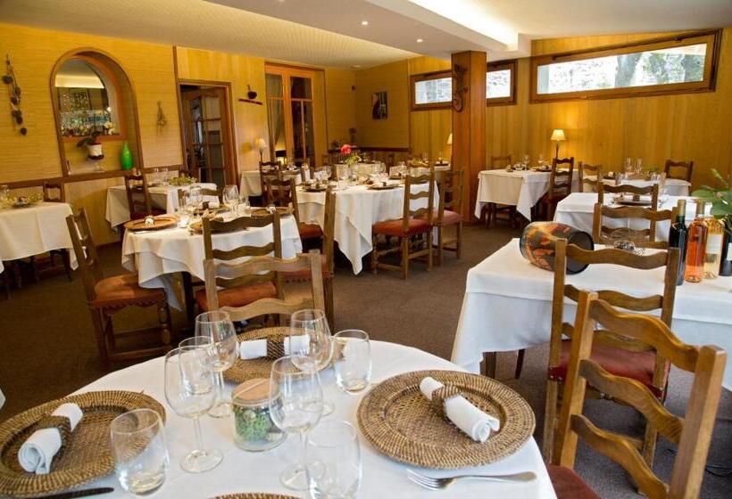 酒店 Auberge Saint Fleuret