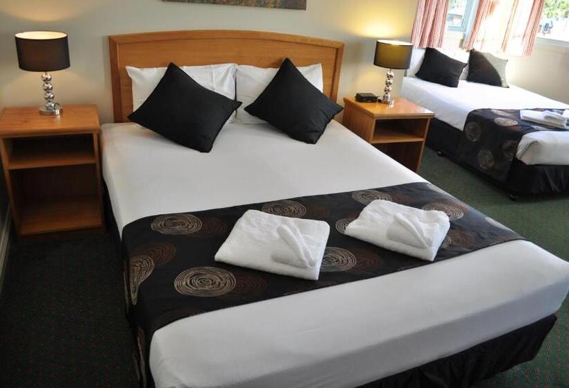 Meadowbrook Hotel Brisbane