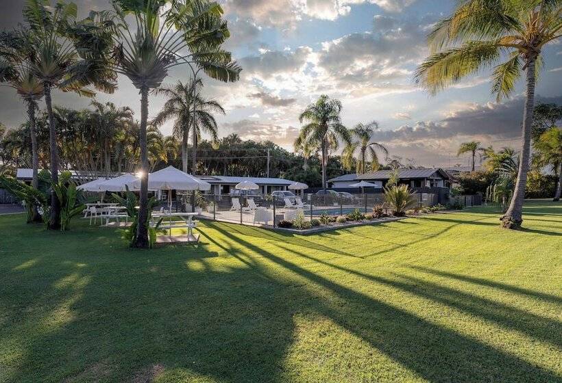 Kinka Palms Motel