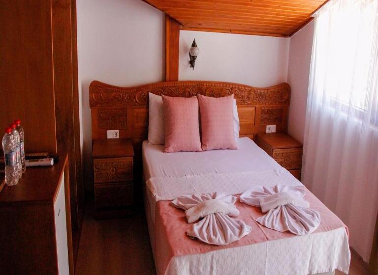 Limon Otel