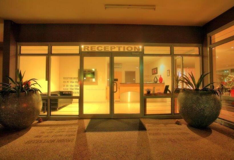 فندق The Mayfair Emerald