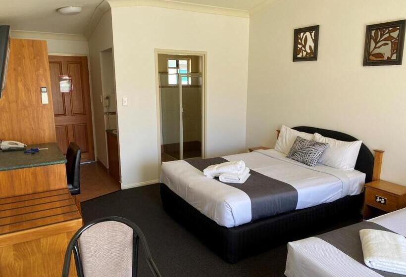 فندق على الطريق Emerald Explorers Inn