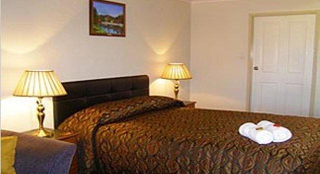 모텔 Stannum Lodge Motor Inn