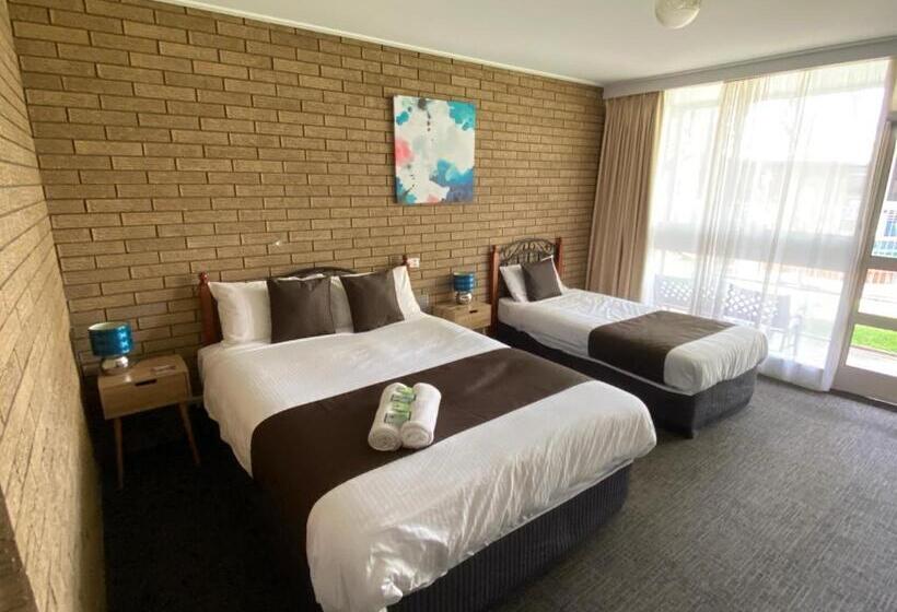 فندق على الطريق Warrina Motor Inn Wodonga Cbd