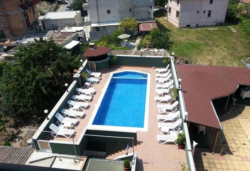 پانسیون Guest House Kostadinovi