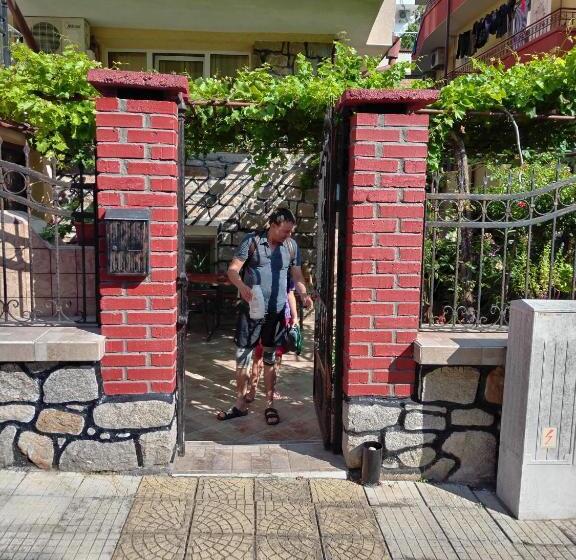 Apart Hotel Hetodon