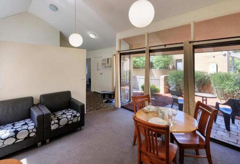 Executive Hideaway