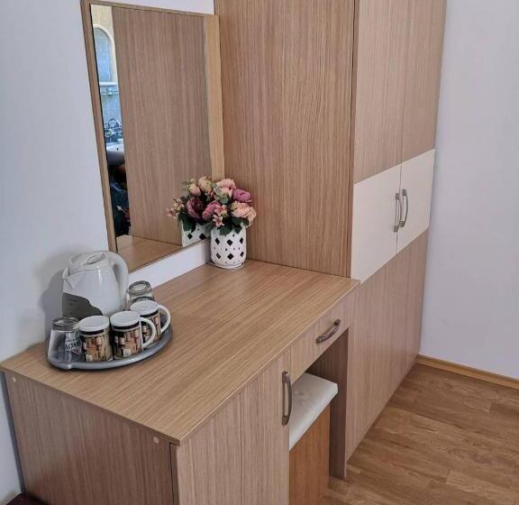 Hotelli къща за гости The Sunny Corner
