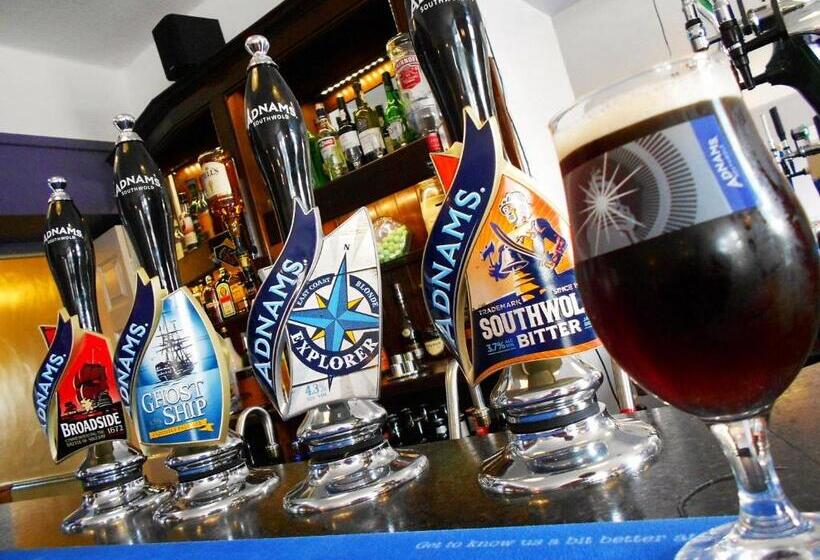 فندق Kings Head