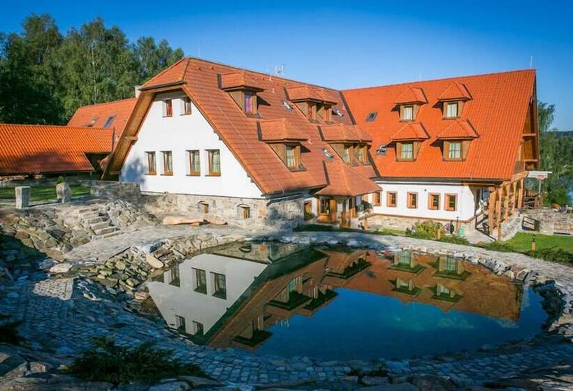 בית מלון כפרי Leyla