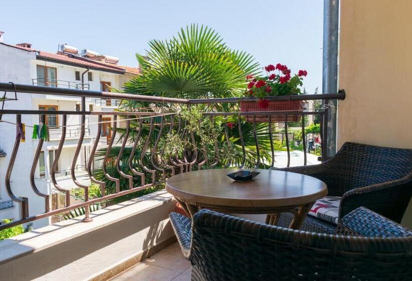 پانسیون Guest House Eos