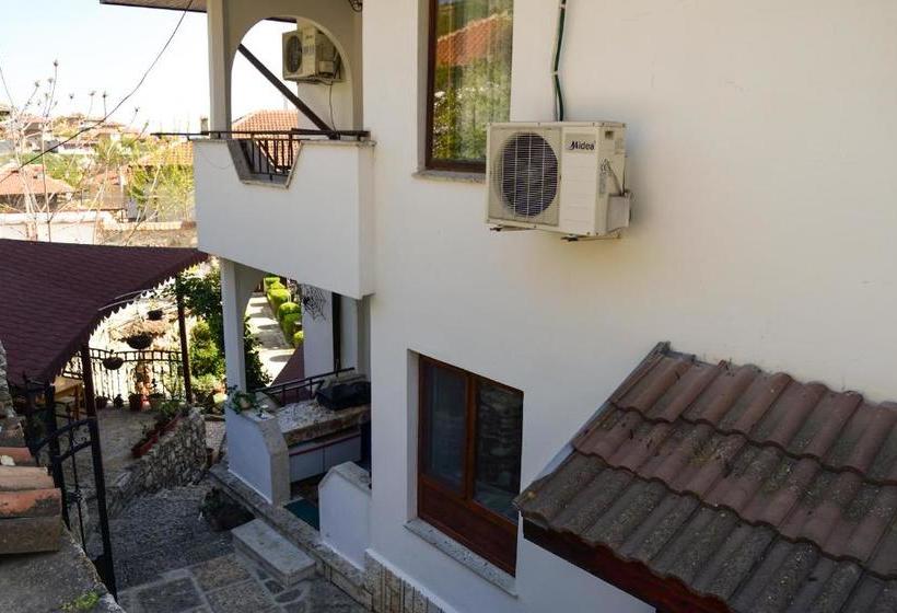 پانسیون Guest House Villa Katty