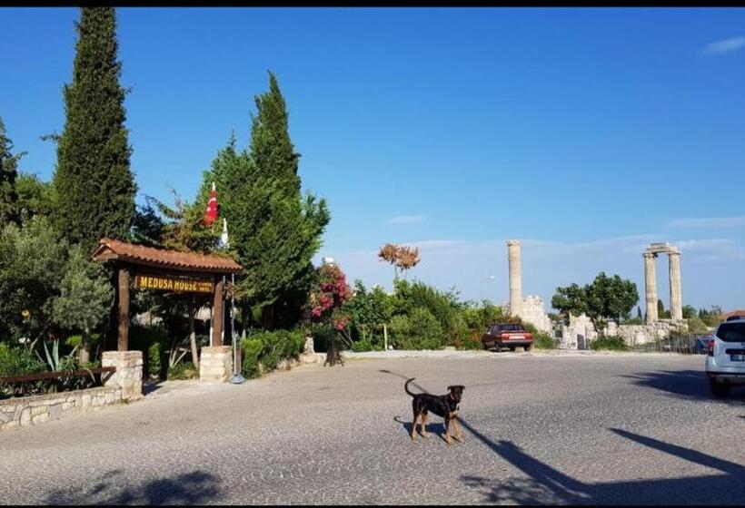 پانسیون Medusa House Butik