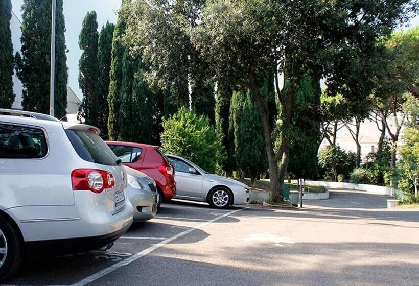 Pfa Hotel La Darsena   Follonica