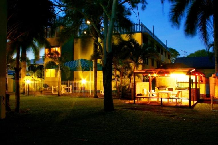 Sky View Units Bowen