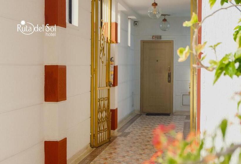 Hotel Ruta Del Sol