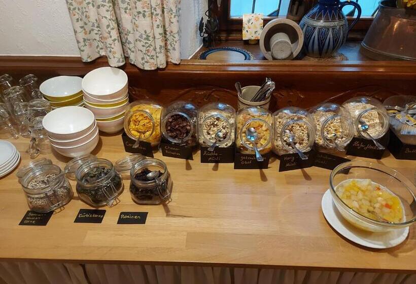 ホテル Weinhaus Am Stiftstor