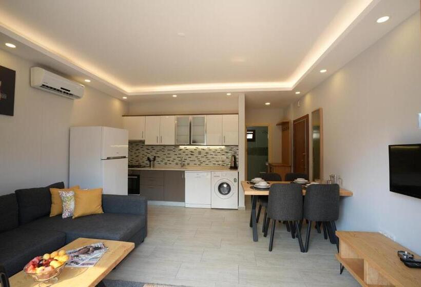 Maye Residence